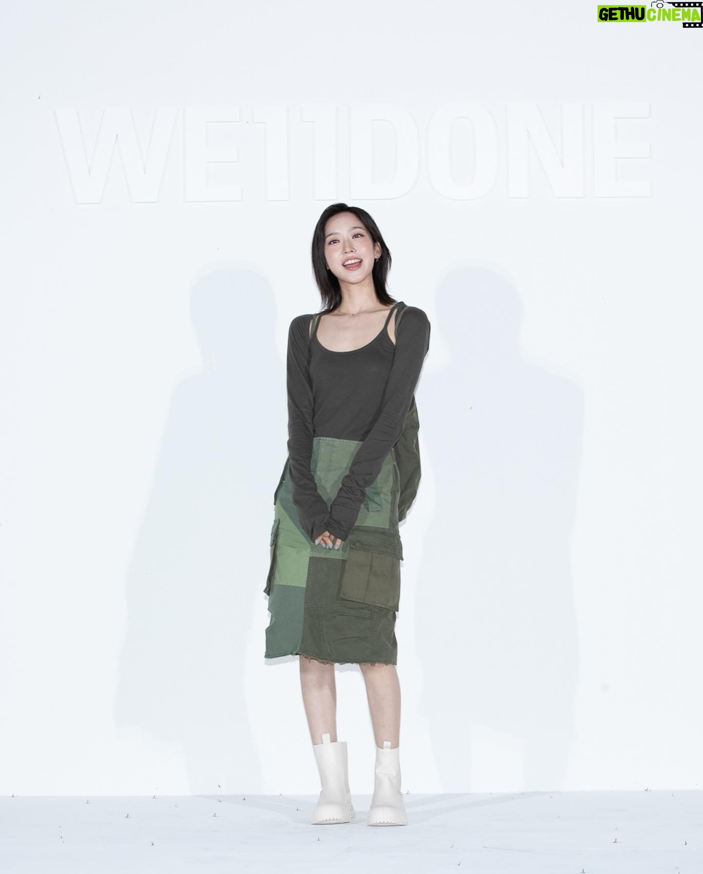 Han Ji-hyun Instagram - @we11done 쇼 다녀왔땨! 감사합니당!! 오랜만에 꾸밈꾸밈 했땨💛
