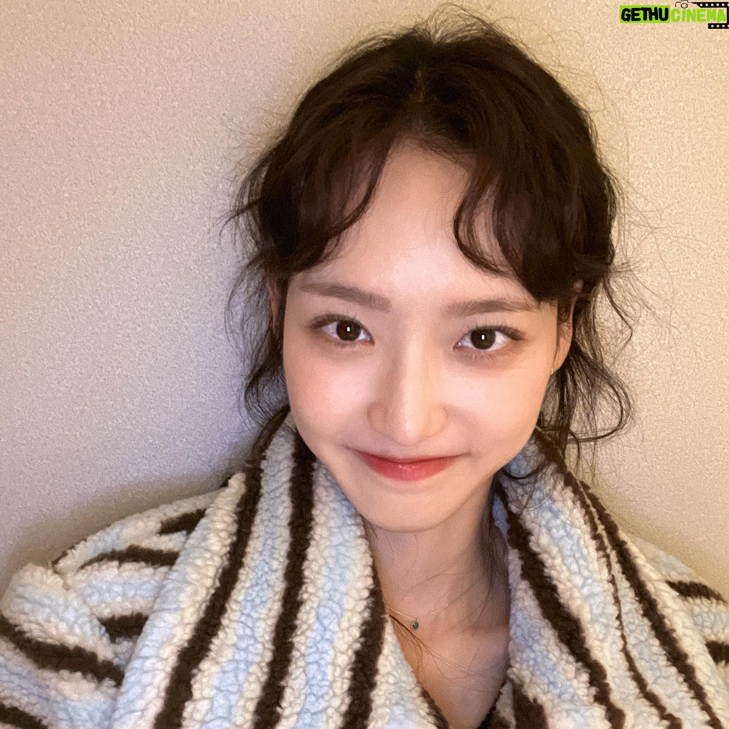 Han Ji-hyun Instagram - ννπ¦ λλ λ½κΈλ½κΈλ¨Έλ¦¬κ° μ’μ