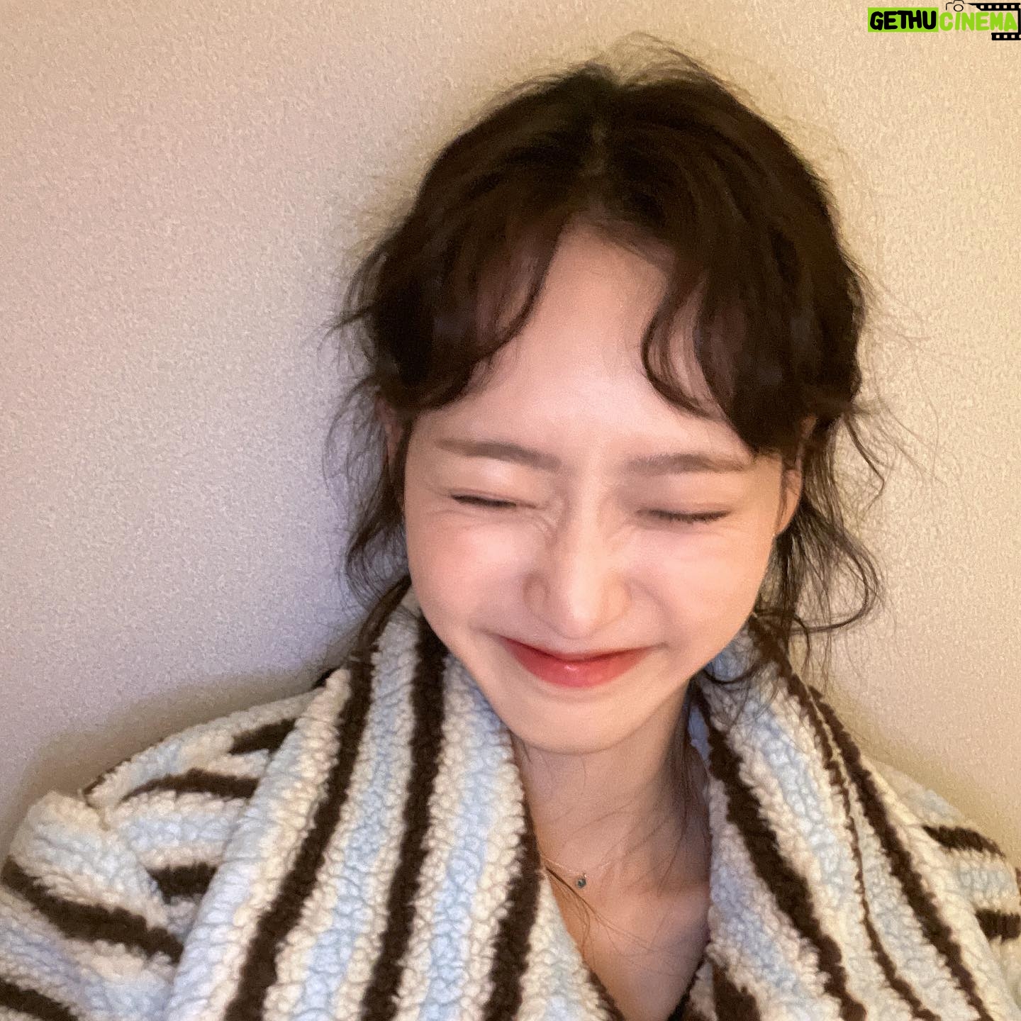 Han Ji-hyun Instagram - ννπ¦ λλ λ½κΈλ½κΈλ¨Έλ¦¬κ° μ’μ