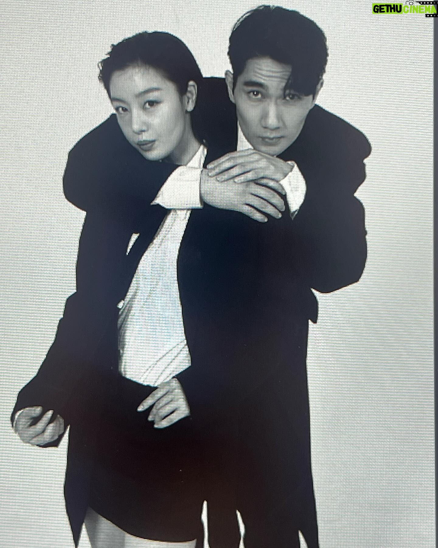 Han Seon-hwa Instagram - μν. μ§ν jtbc @cosmopolitankorea π€