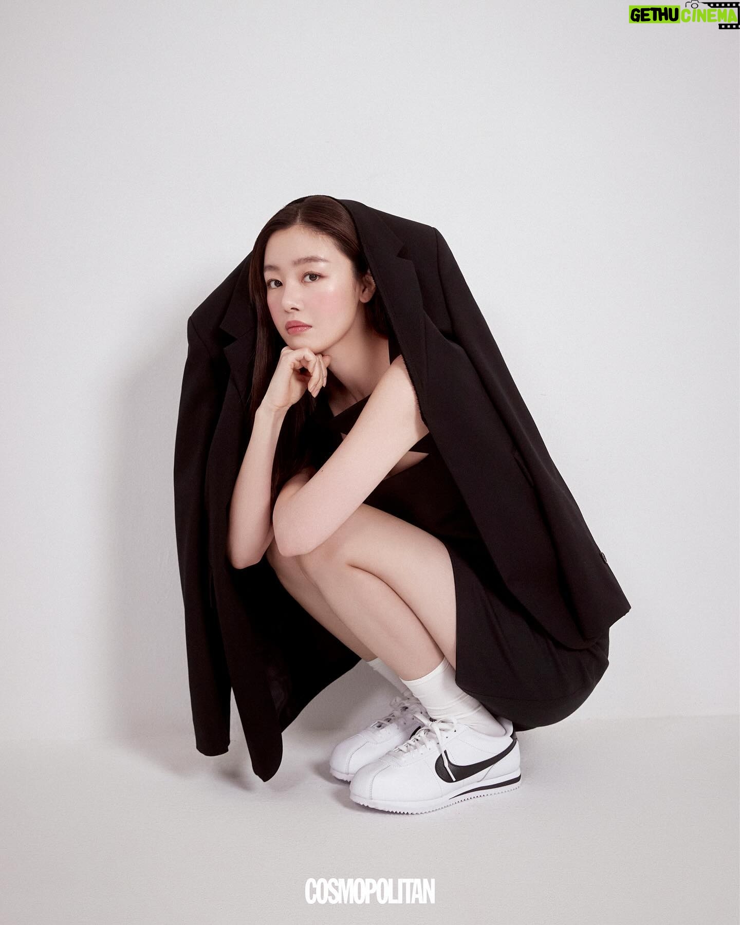 Han Seon-hwa Instagram - μν. μ§ν jtbc @cosmopolitankorea π€