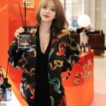 Han Ye-seul Instagram - 홀리데이 무드 가득한 토일렛페이퍼 뷰티 팝업스토어 다녀왔어요🤍많관부🤍 @tpbeauty_kr #토일렛페이퍼뷰티 #현대무역팝업