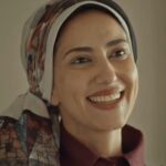 Hanan Motawie Instagram - خلصت حدوتة رضوى .. خلصت بمشاكلها و حلوها و مرها و أيامها الصعبة خلصت و عرفتنا ان الزمن اللي احنا فيه دلوقتي لا تصدق اللي بتسمعه و لا حتى اللي بتشوفه و ان لولا محنتها كانت فضلت مكملة مع راجل سلبي و تديله من عمرها اكتر و مكانتش اكتشفت نفسها و لا قابلت الاحسن ، لازم تتعلمي من رضوى انك ما تسمحيش لحد يتخطى حدوده و لا تتجاهلي اللي بيتقال و لا تثقي في حد ثقة مفرطة 🤍
