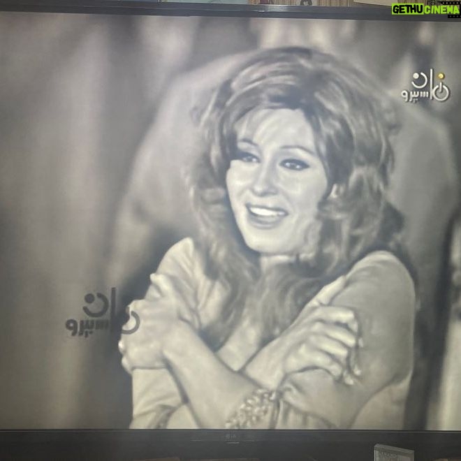 Hanan Motawie Instagram - مش بس عيد الام ده كمان عيد ميلاد السند وبهجه حياتي ماما،ربنا يبارك في عمرها وصحتها ويخليها ليا❤️❤️❤️🎂🎂🎂🎂