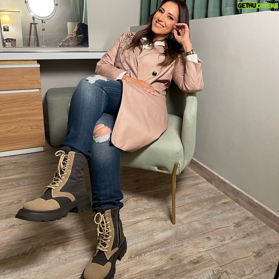 Hanan Motawie Instagram - الإبتسامه كلمه معروف من غير حروف❤️🌺