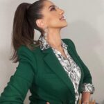 Hanan Motawie Instagram - ولو في يوم راح تنكسر ..لازم تقوم واقف كما،النخل باصص للسما❤️🥰