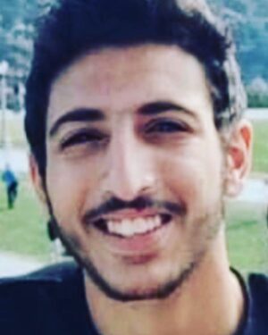 Hanan Turk Instagram - ادم 💕 بارك الله في عمرك حبيبي … وجودك في حياتي من أعظم نعم الله علي . منذ لحظة ولادتك اصبحت سعادتي هي رؤيتي لك سعيدا رؤية ابتساماتك وضحكاتك اجمل ما في حياتي …أنت في أكثر الأوطــان أمــانآ أنت في قلبي 💚
يا رب كما هونت حمله وولادته عليّ هون عليه كل اوجاع قلبه التي يخجل من بوحها لي ☺️