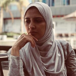 Hanan Turk Instagram - في  صفحات بتنشر كلام على لساني وانا غير مسؤولة عنها وقدمت بلاغات لادارة الفيس بوك لغلقها  وحتى ذلك الوقت وفي انتظار رد ادارة الفيسبوك فانا متوقفة تماما عن التعامل والنشر ف الفيسبوك  وان شاء الله عند توثيق صفحتى على الفيسبوك سيعرف الجميع بالصفحة وتعاملي الآن هيكون من خلال صفحتي الموثقة على تويتر والانستجرام والرجاء من الجميع عدم الانسياق وراء الصفحات المزورة المدعية انها تخصني