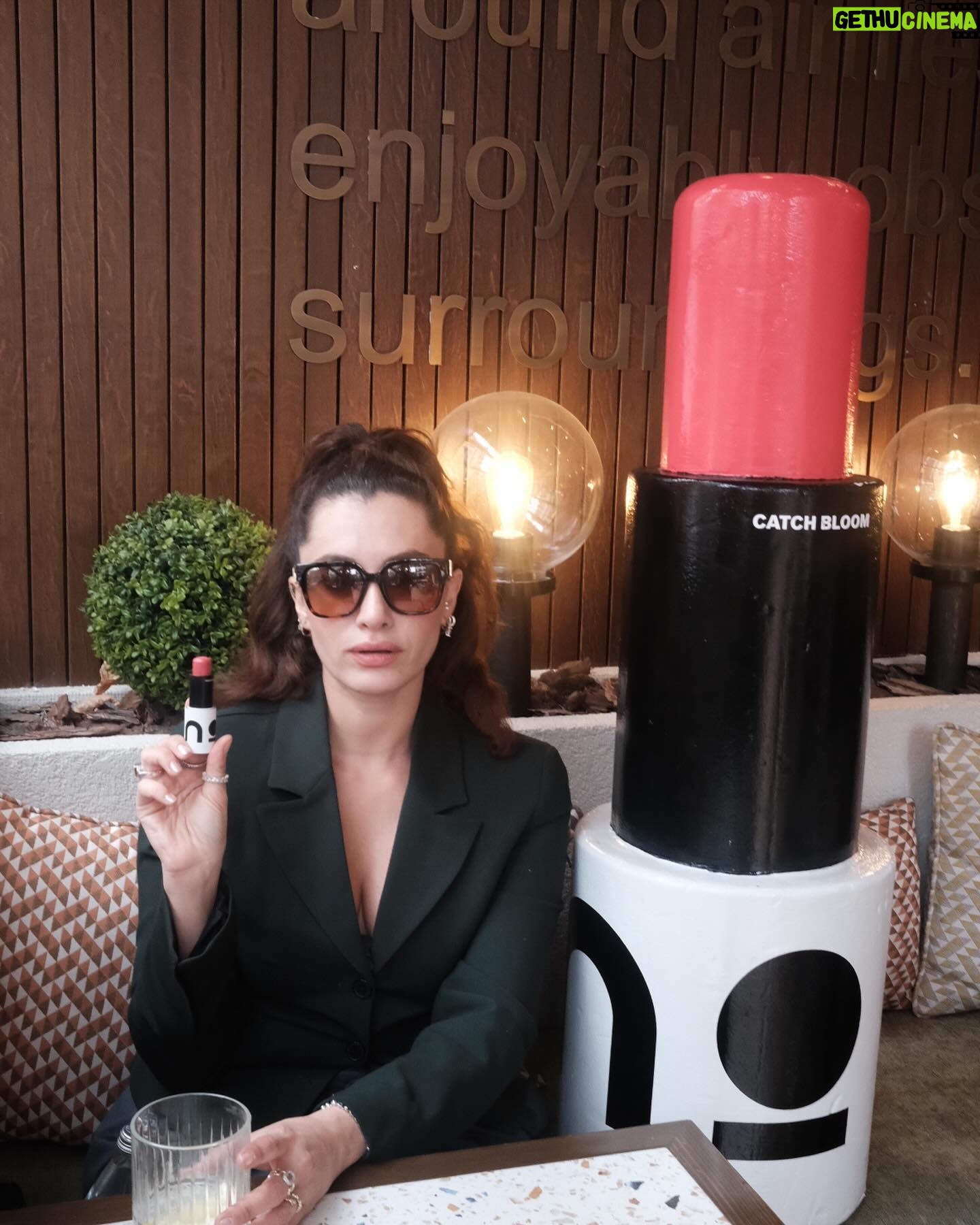 Hande Doğandemir Instagram - dumpy 🌸✨💅