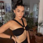 Hande Doğandemir Instagram – in my jungle 💚🍀 sürpriz sonlu :)