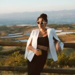 Hande Doğandemir Instagram – yeni deneyimler yaşamak, öğrenmek, görmek; yeni ve muhteşem insanlarla tanışmak güzel ihtimaller için umutlandırıyor beni ✨ (bu aralar duygusalım idare edin 🙆🏻‍♀️)