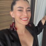 Hande Doğandemir Instagram - doğru sıralamayı asla tutturamadığım ‘tatil dump’ı 🦞🧊