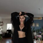 Hande Doğandemir Instagram - bilemiyorum bazen 🫀🔪