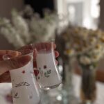 Hande Doğandemir Instagram - dump perileri geldi 🧚🏻‍♀️ 1.evde sıradan bir gün 2.güneşi gördüm 3.en sevdiğim 4.en kritik günlerde yanımda şefim 5.grup shh 6.benim sabahlar 7.ben senin olmadığın her yerde yeşillenirim 8.bana öyle bakma 9.sonsuzluk asansörü 10.dünyanın en güzel portresi✨
