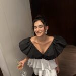 Hande Doğandemir Instagram – about last night 🎄✨