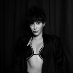 Hande Doğandemir Instagram - nerde açtı benden önce bu yeşil ormanlar 🖤🎞️