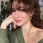 Hande Doğandemir Instagram – bugün makyajımı @inocosmetic ile nasıl tamamladım oynat bakalım 💁🏻‍♀️💄