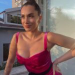 Hande Doğandemir Instagram – pink is the new black 💎🪅