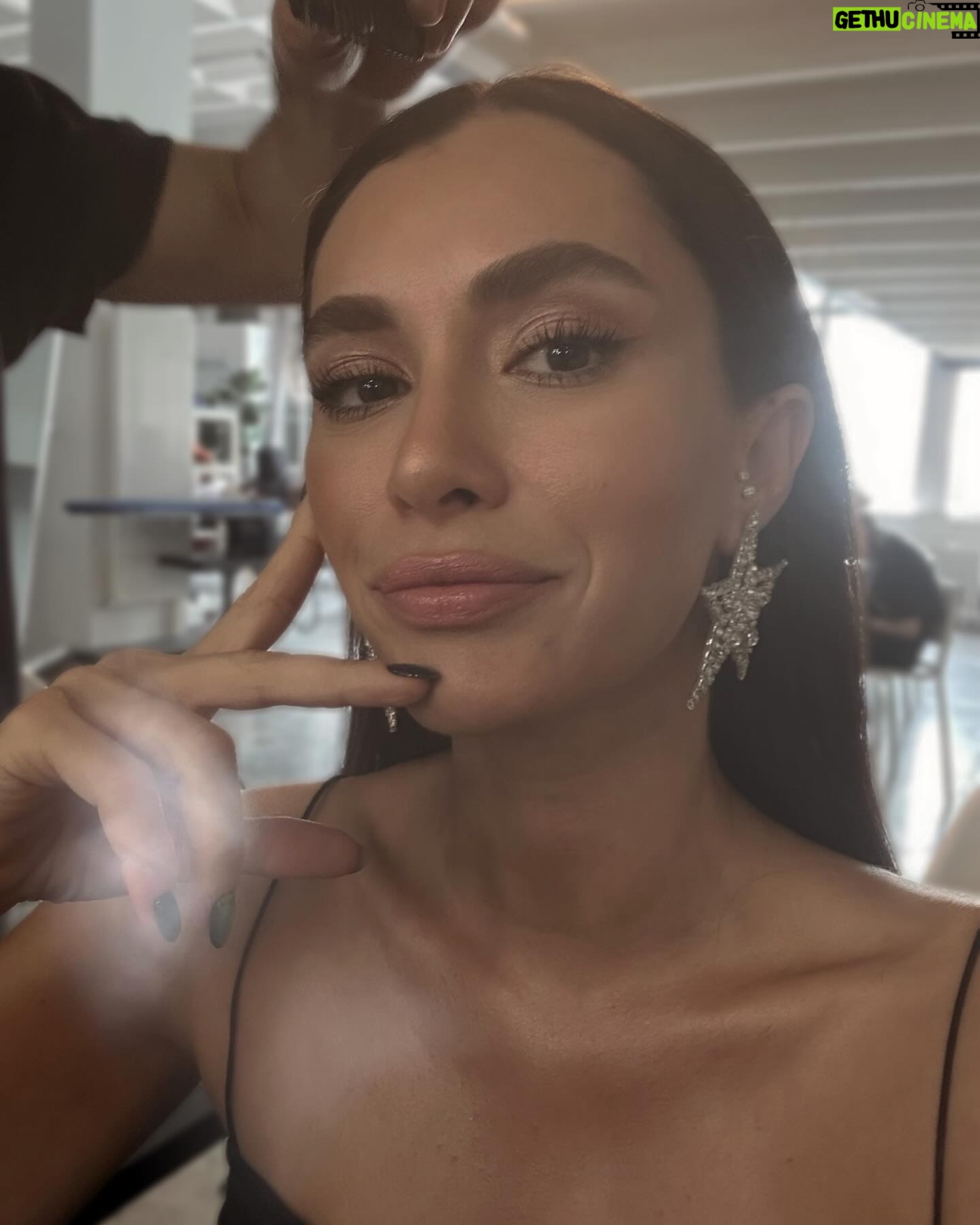 Hande Doğandemir Instagram - dumpy 🌸✨💅