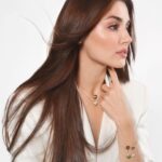 Hande Erçel Instagram - Pomellato’s friend of the brand @handemiyy plays with the tactile beauty of the Pom Pom Dot collection, its design acting as a modern-day emblem of protection and connection. #PomPomDot #Pomellato #adv Stylist & Creative Consultant: @inankirdemir Photographer & Art Director: @riccardo.apostolico @mahahaider