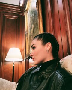 Hande Erçel Instagram - 🥢🏯🍣🎎🌺