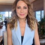 Hande Kazanova Instagram - Finansal yatırımlarını doğru yapıp, maddi kararlarını hızlı almak isteyenler için gelecekten bildiriyorum!💫 Bu yıl cesur adımlar atan, ileriyi gören, atak davrananlar öne çıkacak! Cebinde varsa PAYCELL sende benimle #geleceğegel !💫 #işbirliği @paycell