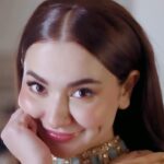 Hania Aamir Instagram – kya main samjhoon?
.

Outfit @hussainrehar.official
Stylist @aarindanoor
Hair & Makeup @sonia_nazir
Jewellery @amayrajewelspk
Video @annaskhalid_