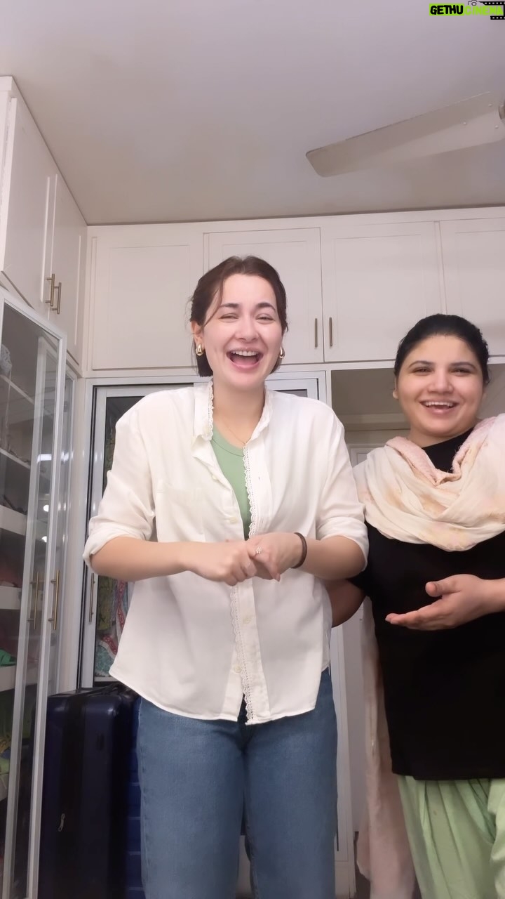 Hania Aamir Instagram - stylists you have some serious competition