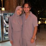 Hanis Zalikha Instagram - 🕯️ makan dalam gelap bersama-sama.