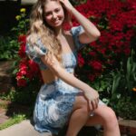 Hannah Colin Instagram – spring is in the air. 🌺

#hannahgracecolin #spring #flowers #explorepage #viral #dress #beyou #selflove #fit #louisville #monhegan #thebestisyettocome