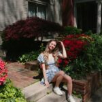 Hannah Colin Instagram - spring is in the air. 🌺 #hannahgracecolin #spring #flowers #explorepage #viral #dress #beyou #selflove #fit #louisville #monhegan #thebestisyettocome