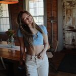 Hannah Colin Instagram - brunettes have more fun. 🩵 #hannahgracecolin #newalbany #weekend #explorepage #viral #saturday #beyou #selflove #kindnesswinshgc #thebestisyettocome