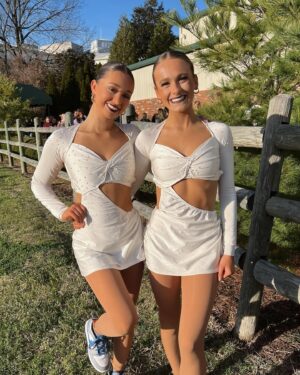 Hannah Colin Instagram - my angels. 🤍✨

#angels #hannahgracecolin #explorepage #viral #goldenhour #dance #bestfriends #dancecompetition #weekend #nashville #beyou #likeaprayer #thebestisyettocome