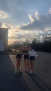 Hannah Colin Instagram - dancin. 🩵 #reels #hannahgracecolin #dance #explorepage #tricks #viral #training