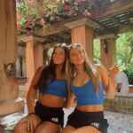 Hannah Colin Instagram - always a good time. 🌺 . . . #travel #hannahgracecolin #kindnesswinshgc #worlds #explorepage #viral #tylerthecreator #bestfriends #goodtime #disney #orlando #thebestisyettocome