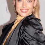 Hannah Ferguson Instagram - Always a pleasure to be in your chair💄😍 @jocelyn_biga Makeup: @esteelauder @daniellelauder Show: @anonlychild @lafw @leveln4xt Photo: @masha.photo 🙏🏼❤️