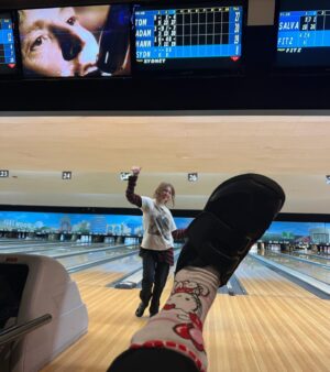 Hannah Kepple Instagram - i <3 hot (dog) moms