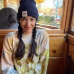 Hannah Simone Instagram - 2024: THE YEAR I GO FULL GARDEN GNOME 🍄🍂🍁