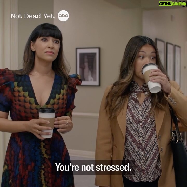 Hannah Simone Instagram - TONIGHT!!! SEASON TWO OF NOT DEAD YET PREMIERES!!!!!! See ya on ABC and tomorrow on Hulu ⭐️