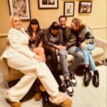 Hannah Simone Instagram – That’s a wrap on Season 2 of Not Dead Yet with my chosen family of the best cast and crew ❤️❤️❤️ what an incredibly funny ten episodes we got to do together! Hope you love them as much as loved making them for you xo