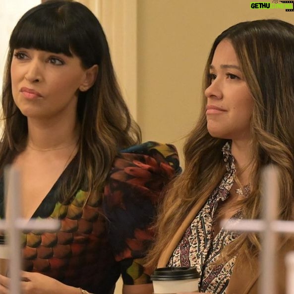 Hannah Simone Instagram - Behind the scenes Not Dead Yet fashion dump. All cute outfits provided the by legends that are @michellecolecostumedesign and @svhudson 👗 ❤️ swipe thru to see the team and also a video of me doing weird things that break Angela in a scene 😂