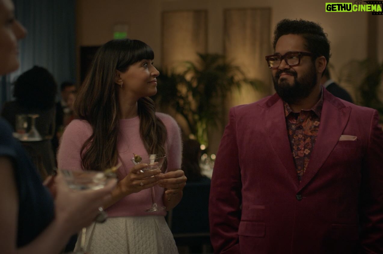 Hannah Simone Instagram - Behind the scenes Not Dead Yet fashion dump. All cute outfits provided the by legends that are @michellecolecostumedesign and @svhudson 👗 ❤️ swipe thru to see the team and also a video of me doing weird things that break Angela in a scene 😂