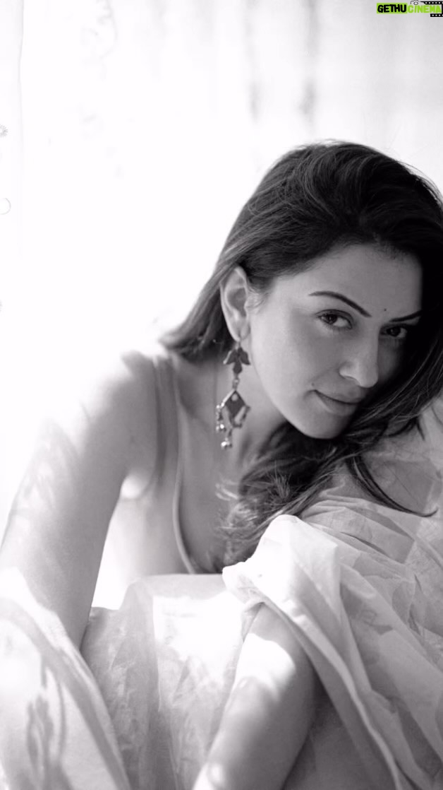 Hansika Motwani Instagram - 🌸