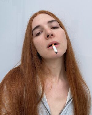 Hari Nef Instagram - 