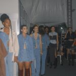 Hariany Almeida Instagram - Minha participação de ontem no desfile da @brytchjeans no @festivaldojeansdetoritama que prazer enorme foi fazer parte do desfile dessa coleção que está impecável, eu amo como o jeans é atemporal e amei a inovação da marca trazendo muito conceito e estilo no desenvolvimento dessa coleção, eu que sou apaixonada por moda presto atenção em todos os detalhes, e fiquei encantada com a variedade dessa coleção, da para pirar real e querer sair usando tudooooo. Já sou fã da marca e espero vê-los novamente em breve! Sucesso @brytchjeans FOI TUDOOO, e mais uma vez muito obrigada por acreditar no meu trabalho e eu poder somar nessa entrega linda! ❤️❤️❤️