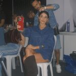 Hariany Almeida Instagram - Minha participação de ontem no desfile da @brytchjeans no @festivaldojeansdetoritama que prazer enorme foi fazer parte do desfile dessa coleção que está impecável, eu amo como o jeans é atemporal e amei a inovação da marca trazendo muito conceito e estilo no desenvolvimento dessa coleção, eu que sou apaixonada por moda presto atenção em todos os detalhes, e fiquei encantada com a variedade dessa coleção, da para pirar real e querer sair usando tudooooo. Já sou fã da marca e espero vê-los novamente em breve! Sucesso @brytchjeans FOI TUDOOO, e mais uma vez muito obrigada por acreditar no meu trabalho e eu poder somar nessa entrega linda! ❤️❤️❤️