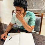 Harish Kalyan Instagram – #AnbuMattumeKudupom #OnnaIruppomNallaIrupom 
#GratitudeUnlimited 

🙏❤️🤗