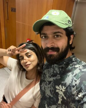 Harish Kalyan Instagram - I always believe in soul connection. And meeting you is the proof of that in my life. You have been so selfless and unconditional with the love you give. To the person who loves me endlessly and puts up with all my crankiness and joins my craziness. Happy happy happy birthday, my Nask! 

Picture 1: Your favorite selfie of us which is a reminder of the most impromptu trip we have had so far. 

Picture 2: You always ask me why I didn’t meet you earlier in life. While I can’t change that, here is a small imagination of how we would have looked together as kids. I hope you loved my gift!
@narmadaudayakumar ❤️🤗 #onlylovematters 

P.S - Thank you @sindhuudayakumar akka for making it possible ❤️🙌