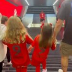 Harry Kane Instagram – A massive thank you to our fans who have made me and my family feel so welcome and at home this season. Was great to be able to spend a nice moment with the family on the pitch and thank our incredible home fans today after a good win. 

We’ll look to finish on a high note next weekend. 🙌 #MiaSanMia
