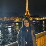 Harshdeep Kaur Instagram - An evening in Paris 🌌 We made it to the city of love 🌹 #Paris #HarshdeepKaur #Love